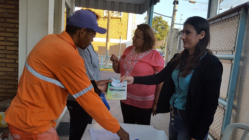 Entrega de Carteirinha e Revista