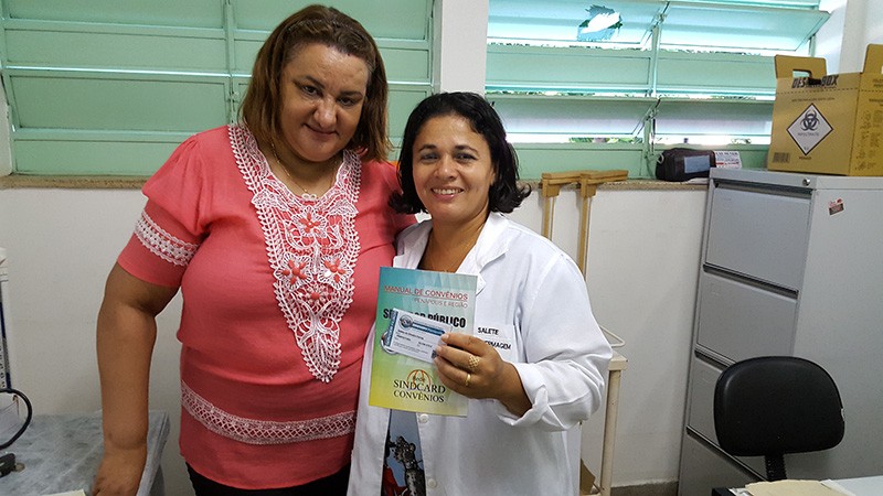 Entrega de Carteirinha e Revista