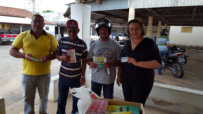 Entrega de Carteirinha e Revista