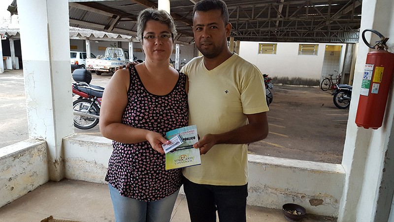 Entrega de Carteirinha e Revista