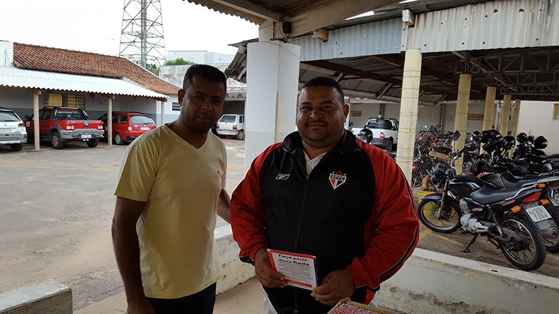 Entrega de Carteirinha e Revista