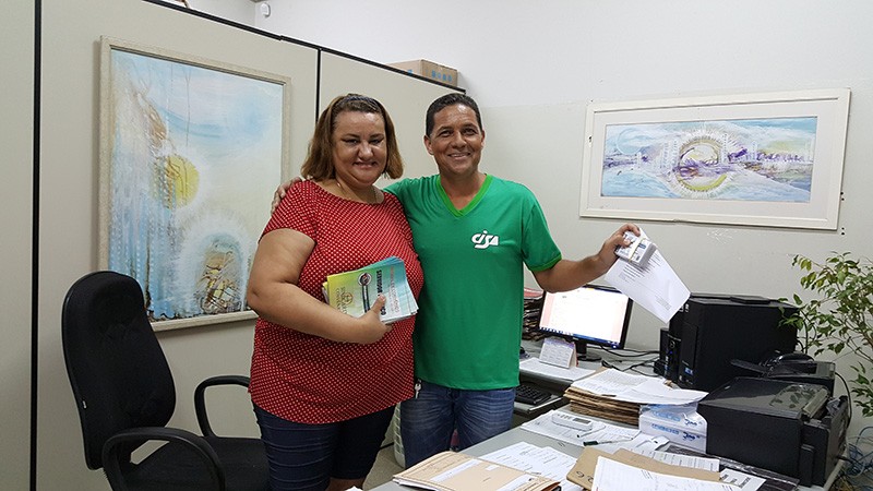 Entrega de Carteirinha e Revista